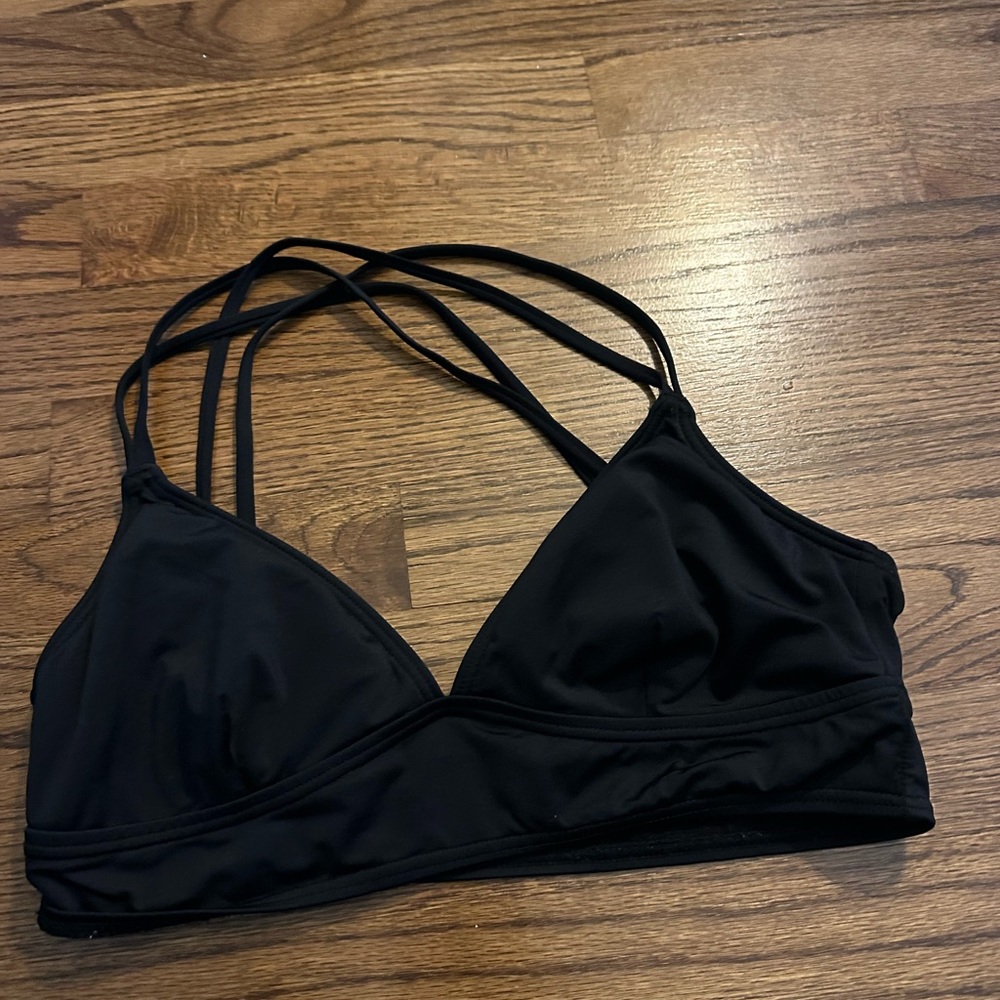 TYR bikini top